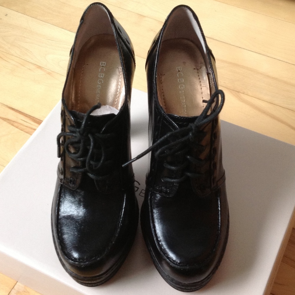 NEVER worn BCBG Platforms!